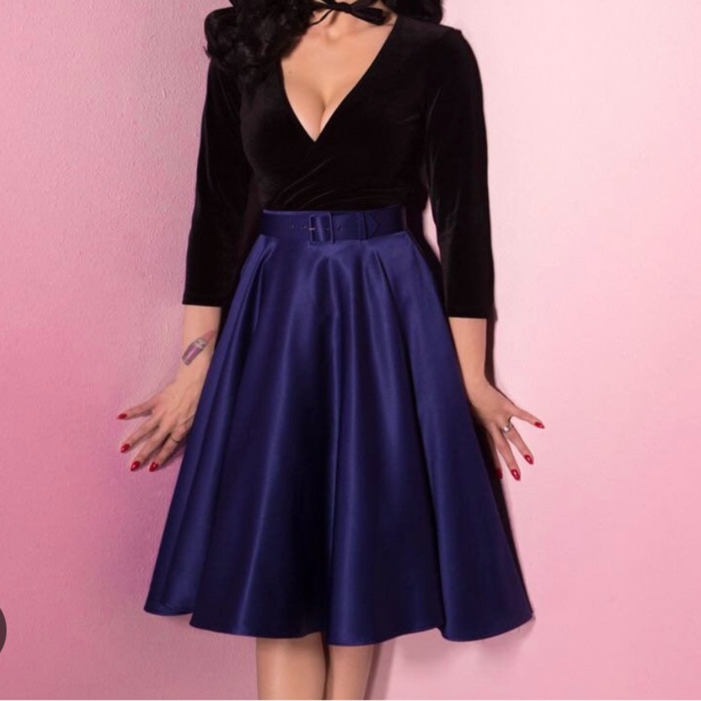 BNWT Vixen by Micheline Pitt Satin swing skirt